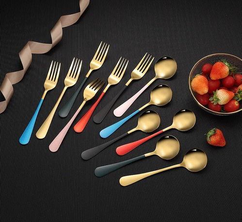 吃瓜勺子叉子,勺子与叉子的完美搭配