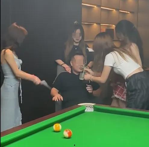 最新吃瓜台球助教,吃瓜台球助教崛起记