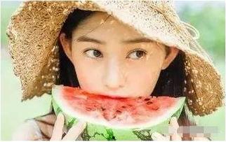 吃瓜人的正确姿势,解锁正确姿势，畅享瓜界盛宴  第3张