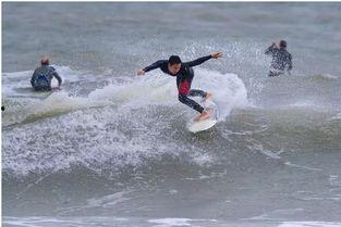 周末冲浪吃瓜,揭秘娱乐圈幕后故事  第1张